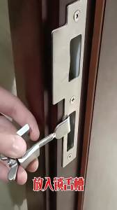 Hotel Anti-theft Door Stop Girl Living Alone Anti-theft Door Stopper Portable Wolf Guard Travel Home Door Stopper Lock