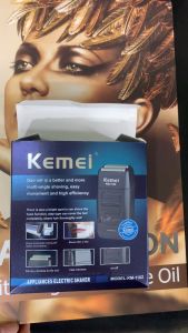 Máy cạo râu chuyên nghiệp Kemei KM 1102 - Cạo khô không cần bọt