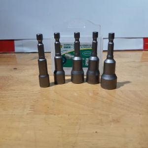 Đầu bắn tôn 8/10/12/13/14ly hiệu Berylion dài 6.5cm Đầu vít bắn tôn là dụng cụ dùng để vặn mở bulong đai ốc tháo lắp các loại ốc vít vân vân …Được làm từ thép hợp kim Cr-V  đầu bắn tôn vặn bulong có lực hút nam châm mạnh - Cửa Hàng Nam