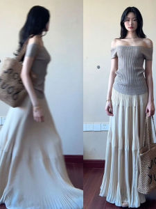 CHANGTONG | Retro Unique One-Shoulder Knit Top and Skirt Set
