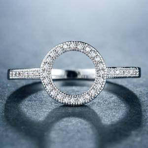 Huitan Silver Color Women Ring Simple Circle Shaped Fashion Versatile Daily Party Lady Accessories Full Shiny CZ Elegant Jewelry