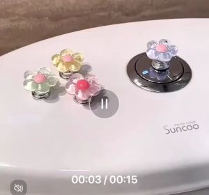 Nút nhấn bồn cầu nút ấn bồn cầu hoạt tiết hình hoa cute tiện lợi bảo vệ móng tay - LT Grocery