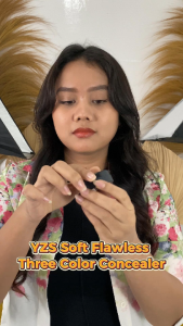 YZS Liquid Foundation Full Coverage 30g Tahan Lama Melembapkan dan Cerahkan Kulit + Free Tricolor Concealer