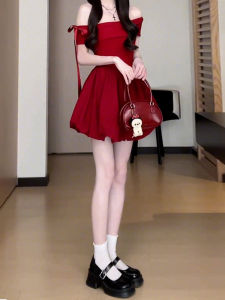 Ge·an·fei | Off-Shoulder Flared Red Dress Short