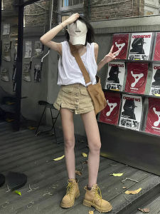 High Waist Vintage American Design Summer 2025 Womens Versatile Crop Jeans Shorts Asymmetrical Denim Shorts Stylish Slimming