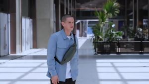 MARK RYDEN Crossbody Minimalist Sling Bag