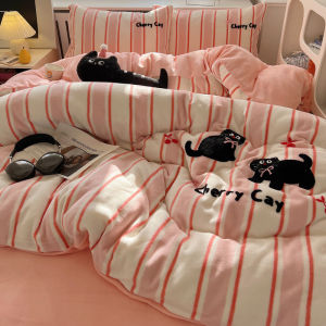 Kiss Dear | Thick and Warm Cartoon Milk Velvet Bedding Set