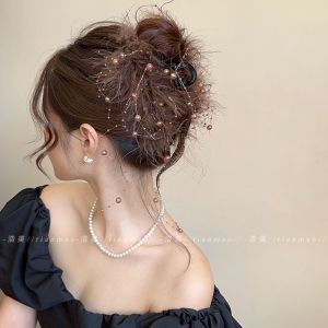 Elegant Feather Bead Shark Clip Womens New 2025 Back of Head Bun Hair Clip Fashionable High-End Feeling Hair Accessories