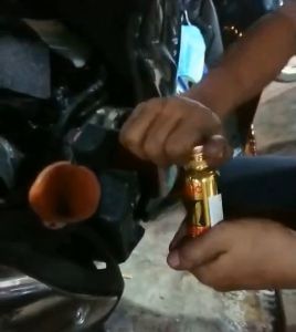 Phụ Gia Nhớt Động Cơ Maxan Nano Dùng Cho Xe Máy Số Côn Tay Tay Ga Ô tô. Êm Xe Nhẹ Máy Tiết Kiệm Nhiên Liệu NanoGold. ĐỔ TRỰC TIẾP VÀO NHỚT.