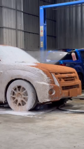 MD Clean car โฟมล้างรถสลายคราบดินโคลนและคราบสกปรกพร้อมเคลือบสี