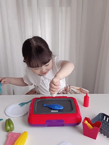 [SG Seller] Color-changing Kids Gourmet Cooking Toy Set with Bubbling Water & Auto Drain | Pretend Play Kitchen