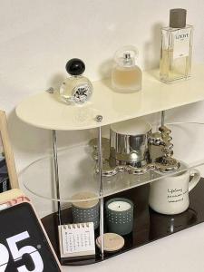 Acrylic Storage Rack Bathroom Counter Makeup Multi-layer Display Perfume Cup Holder Simple Oval Shape Colorful Bedroom Organizer