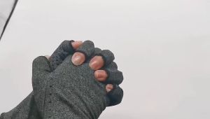 Anti-Slip Compression Gloves Support Wrist Support Arthritis Pain Relief Warm Cycling Outdoor Sports Fitness Gloves