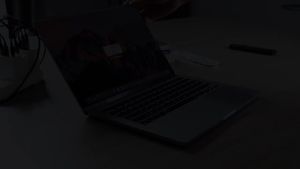 Rocoren | Sạc Nhanh Đa Năng Rocoren 200W GaN 6 Trong 1 USBC Dành Cho iPhone 17/16 Pro Max Xiaomi 14 Bộ Sạc Để Bàn USB Type C Tích Hợp PD