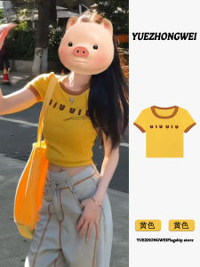 เสื้อยืดแขนสั้นผู้หญิงสไตล์อเมริกัน ทรงสลิมฟิต สีเหลือง พิมพ์ลายตัวอักษร ใส่ไปทำงาน สไตล์เกาหลี ฤดูร้อน