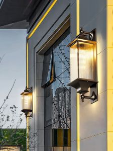 VINCAN | Traditional Solar Outdoor Wall Light Sensing Waterproof