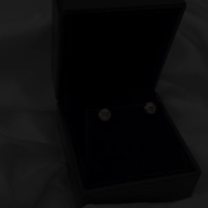 LORE Jewellery - Anting Moissanite Lapis Emas 18k - Rose Gold and Gold Lining Moissanite Earrings 0.5 Carat [After Sales Warranty]