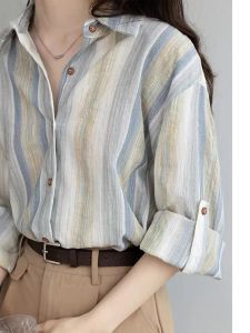 เสื้อเชิ้ตผู้หญิงบางๆ ทรงเข้ารูป ป้องกันแสงแดด ลายทาง แขนยาว ทรงปกติ คอโปโล กระดุม ผ้าผสมคอตตอน