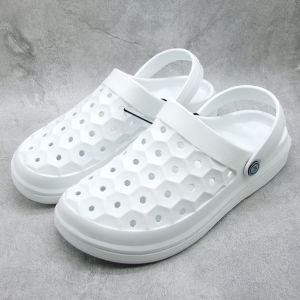 Fashionable Summer Hollow out Slippers Anti-Slip Comfortable EVA Mens Outdoor Sandals Beach Large Size Slip-On Shoes