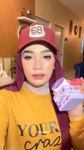 Myca Beauty Berry Radiance Scrub – Anti-Acne Body Exfoliant with Vitamin C & Hyaluronic Acid