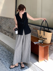 Fashionable V-Neck Waist-Cinched Vest Wide-Leg Pants Two-Piece Set Womens Summer 2025 Elegant Style Polyester Spandex Blend