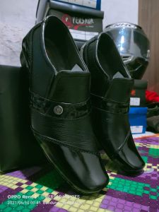 SEPATU PANTOFEL FORMAL KULIT PRIA PERSADA 6038 MAROON ( PRODUKSI SENDIRI )