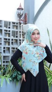 Jilbab Segi Empat Wafle Motif INAARA Laser Cut Premium