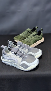 KING OF DRIBBLE Sepatu Sneakers Mills Revolt Phantom 9701903