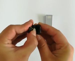 Đèn led đọc sách kẹp trang sách chống chận loại tốt dùng pin sạc ánh sáng 3 màu