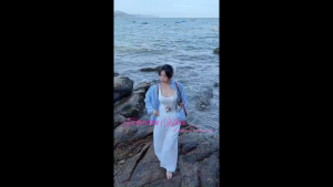 Set 3 món đi biển set jumsuit set bodysuit Tăm Lạnh phối quần Đũi nhăn dài kèm áo khoác Kate sọc