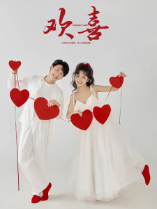 Creative Wedding Heart Pull Flag Props for Couples to Match Creative Photography Props Marriage Certificate Follow-Up