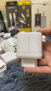 Bộ sạc nhanh Realme 65W chân Type C hỗ trợ sạc nhanh không nóng máy bảo vệ pin