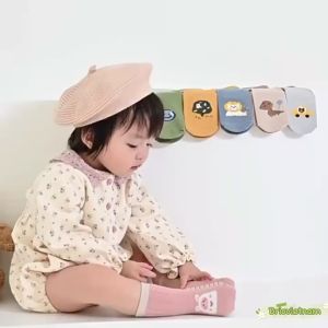 Tất (Vớ) Cao Cổ Chống Trượt Cho Bé – Chất liệu Cotton mềm mịn thông thoáng