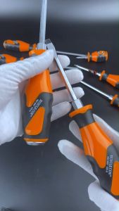 MUSCLE COW ไขควงด้ามยาง ปลายแม่เหล็ก ไขควงปากแบน ไขควงปากแฉก 4in 6in 8in 3 ขนาด