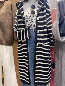 ผู้หญิง ถักแบบหนา คาร์ดิเกน มีฮู้ด แขนยาวปานกลางลายทางสไตล์ชุดทํางานพอดีปกติ ทันสมัย ฤดูใบไม้ร่วง ฤดูหนาว เสื้อแจ็คเก็ต