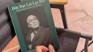 (Bìa cứng) ĐỨC ĐẠT LAI LẠT MA – Thupten Jinpa – Claire Huynh Việt dịch – Thái Hà – NXB Thế Giới