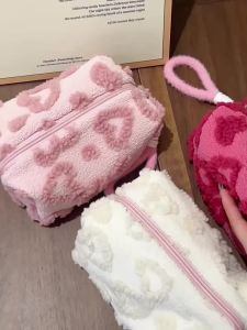 Plush makeup bag large capacity cute cosmetics storage bag portable travel storage bag travel grooming bag