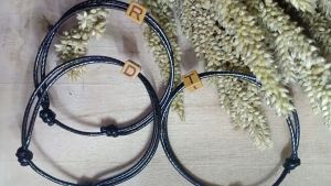 Gelang Inisial Dadu Coklat Gelang Huruf Gelang Beli 10 Gratis 1 - Harga Murah, Tali Kuat, Anti Air, Cocok untuk Souvenir Pernikahan - READY STOCK