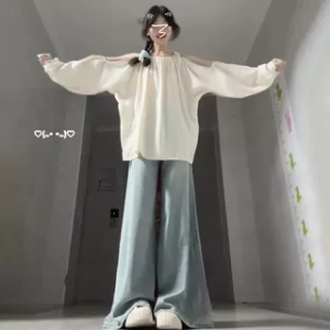 Korean Style White Long Sleeve Shirt Jacket Womens Early Autumn 2025 New Small Design Sense Outerwear Top Polyester Viscose