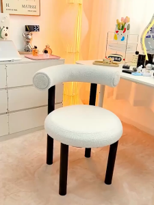 Lamb Makeup Dresser Chair with enveloping backrest sturdy steel legs and ultra-soft lamb fleece