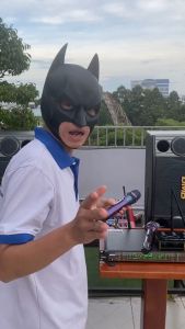 Micro Karaoke Đầu Thu M2 Pro Bóng Tube + Công Nghệ Cảm Biến – Âm Thanh Mượt Bắt Sóng Nhanh Chống Hú Tối Ưu