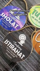 Decor Art - Papan Gantung Bolak Balik Buka Tutup Toko Open Close Sign Bentuk Bulat - SOIS