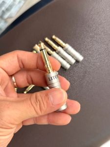 Jack 6 Ly Cong Góc Vuông Chữ L loại tốt dùng hàn dây giá 1 chiếc.