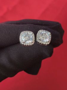 Diamcity (Free Gra Certificate) Anting-Anting Persegi Moissanite 1 Karat untuk Wanita Hadiah Hari Valentine