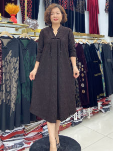 plus Size Autumn Dress for Middle-Aged Women Velvet Long Sleeve Fashionable Comfortable Ethnic Style Mommy Dress V-Neck Midi Skirt