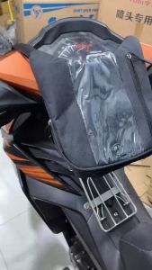 COMBO 2 TÚI TREO ĐẦU XE Máy Túi Treo Điện Thoại Cảm Ứng Túi Chạy Grab Lỗ Sạc + BỌC CHỐNG NƯỚC