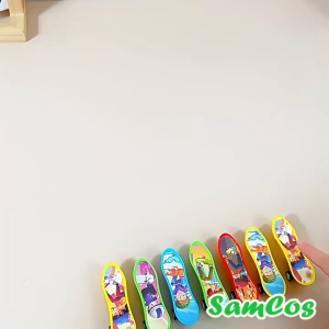 Set 10 đồ chơi ván trượt mini bằng nhựa dễ thương cho bé chạy cót SamCos
