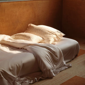Four Seasons Universal Maternity Grade Summer Style Floral Lace Bedding Set