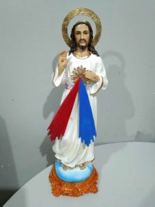 Devine Mercy Statue 16inchs.