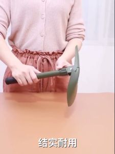 Alat Kempen Serbaguna Garden Tools Military Portable Folding Shovel Multifunction Survival Spade Trowel Camping 折叠工兵铲